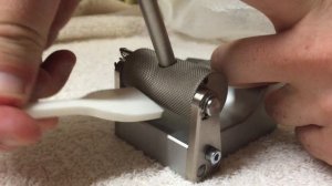 How to use Self-Tightening Eccentric Roller Grips