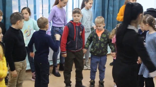 Флешмоб, посвящённый Дню народного единства смотреть онлайн