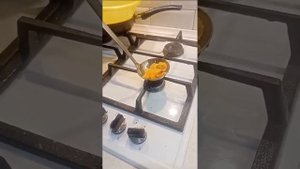 Солим рыбу в соевом соусе!