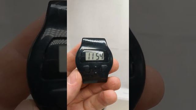 Часы Talking электронные говорящие из 90-ых смотреть онлайн