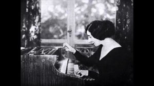 Bach:   English Suite no. 5 in E minor BWV 810  -  Passepieds   -   Wanda Landowska, clavicembalo