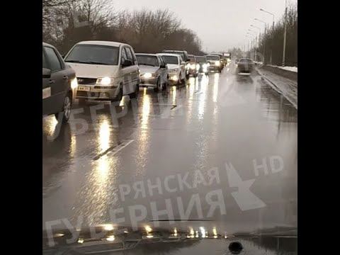 Брянск встал в пробке на Новостройке от «Командора» до поворота на Большое Полпино