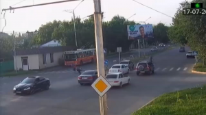 Девушка на "Ягуаре" сбила 3-летнего малыша на переходе