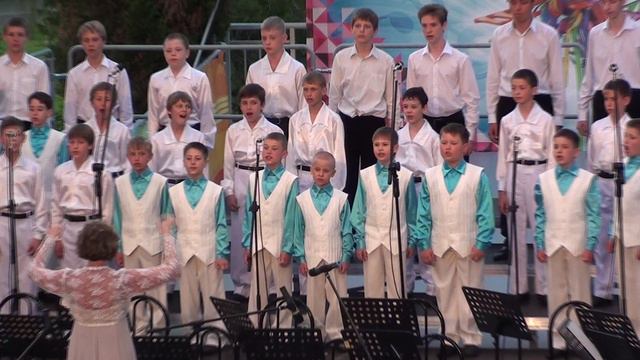 "Готово ли сердце" - хор "Надежда" ДШИ №1г.Калуга. 2013г. ВДЦ"Орлёнок", Хормейстер Полежаева О.В.