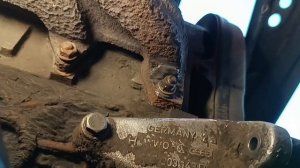 Замена масла и небольшой ремонт Audi 100 c3. Прогорел выхлопной коллектор.