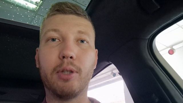 Audi Q7/Q8 A6/A7 Fußraum/ Fach/ Griff Beleuchtung von Weiß auf RGB über originales System. смотреть онлайн