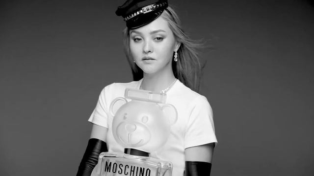 Commercial "Реклама" MOSCHINO Toy 2 Eau de Parfum