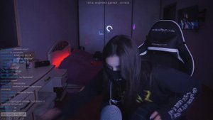 tenderlybae села на микрофон