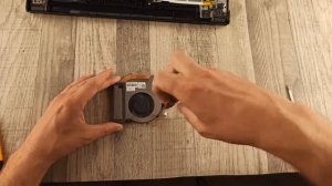 Разборка и чистка Dell Inspirion 15 3000s/ Disassembling and cleaning a laptop