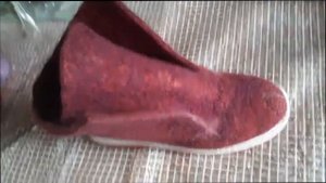 валяние / делаю разрез для шнуровки ботинок/ устанавливаю люверсы/примеряю ботинки