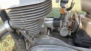 Мотоцикл ИЖ Планета 4 поехал.  Какие косяки вылезли