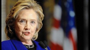 Clinton, Ukrayna'nın sonunu ve ABD'de demokrasiyi çağırdı.