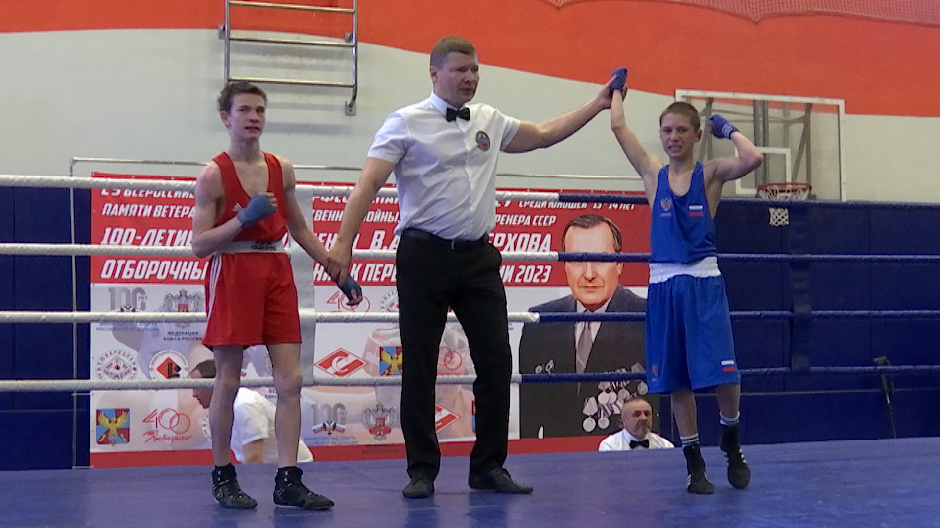 Финальные бои турнира памяти В.А. Островерхова