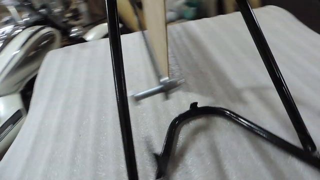 Bajaj Avenger. Прямо из печки! Багажная система. Заводская прочная краска, финальный вид. Крепления смотреть онлайн