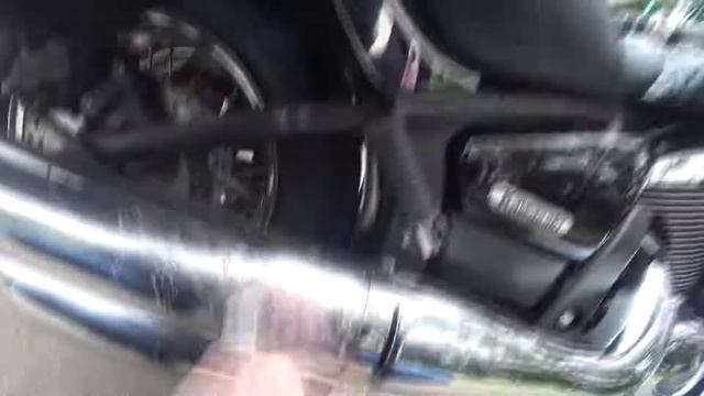 Убираю пригоревшую ткань с хрома глушителя смотреть онлайн