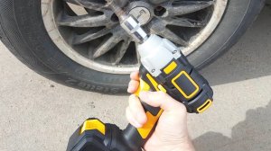 Посылочка из Китая. Гайковёрт Deko 18V (аккумуляторный, ударный)