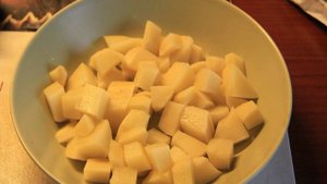 Сливочный суп с семгой и брокколи