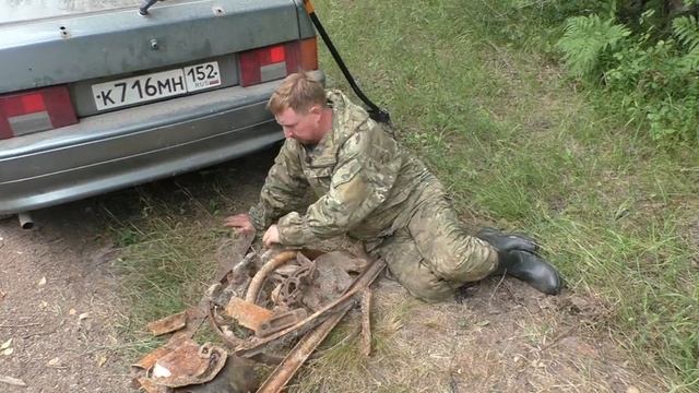 Всё из за металлопроката ! Запчасти тракторов в лесу