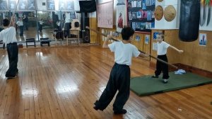 Ташкент, спортивный зал."Профи" тренер Гасанбеков Владимир Креминальдович.