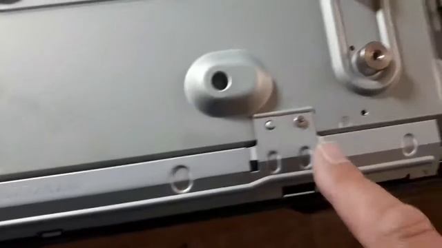 Как убрать белые пятна на экране тв LG 42LF652V смотреть онлайн