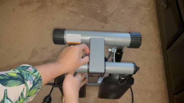 Mini Stepper with Exercise Bands смотреть онлайн