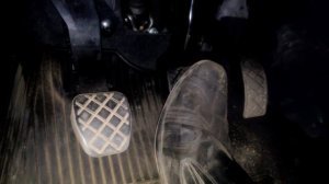 Звук ПШ при нажатии педали тормоза Skoda rapid 1,6 110 Л.С. 2017 г.в.