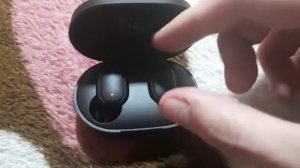 Xiaomi Mi True Wireless Earbuds Basic 2 был не работает правый наушник, зарядился уже до 100%