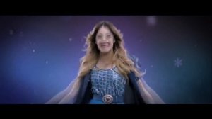 Мартина Штоссель и Деми Ловато поют песню Let It Go