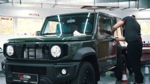 Полная оклейка кузова пленкой LLumar SUZUKI JIMNY и оклейка крыши черным матовым полиуретаном