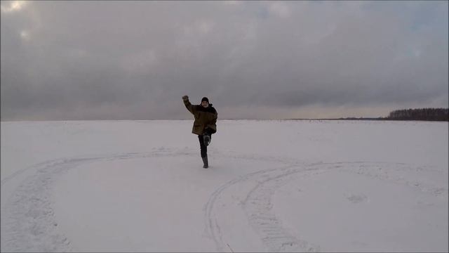 23 февраля!!! Стелс Капитан - Ирбис СФ-150, погода, разворот, ватрушка! смотреть онлайн