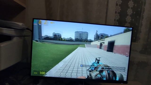 подключил монитор к ноутбуку и чекаем ФПС в Гаррис мод! смотреть онлайн