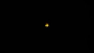 Выясняем, пробуем !!! Плюс на держаке и минус на массе. А что разве есть разница?