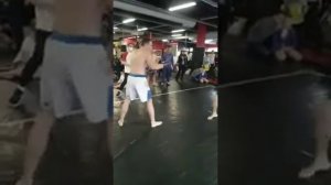 Бой Таджик против Русских 💪💪🤛👍
