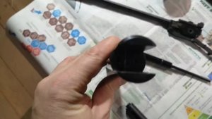 Пневматическая винтовка Crosman Remington Express Hunter, отверстие в поршне.