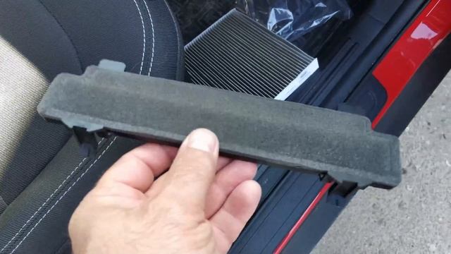 Замена салонного фильтра. KIA SOUL 2 смотреть онлайн