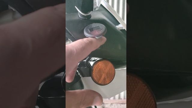 USB зарядка на Авантис Дакар 250 Твин Кам. смотреть онлайн