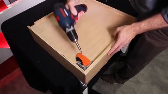 4WH Rev-A-Shelf Vanity Bottom Mount Hamper Pull-out Installation Video смотреть онлайн