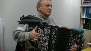 Дом на горе (Ирина Круг) на гармони от Павла Уханова.