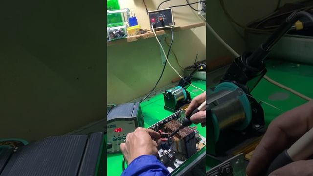 Trạm hàn cao tần quick 203h. Và nội thất bên trong смотреть онлайн