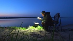 Рыбалка!!! Закрываю Сезон на Реке. Уха из Свежей Рыбы. Ночь у Костра.