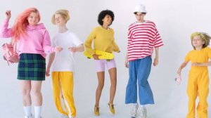 Top 12 phrasal verbs for clothing