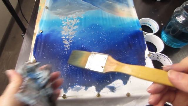 Как нарисовать зимний ночной пейзаж в технике горячего батика на шелке смотреть онлайн