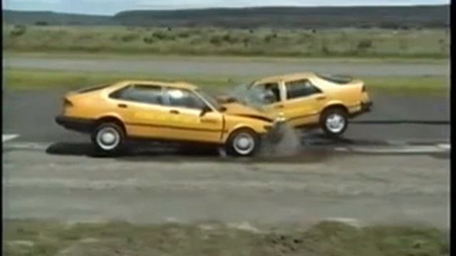 Saab 900 / 9000 - crash test