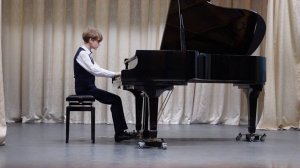 В. Гиллок Выходные в Париже.mp4