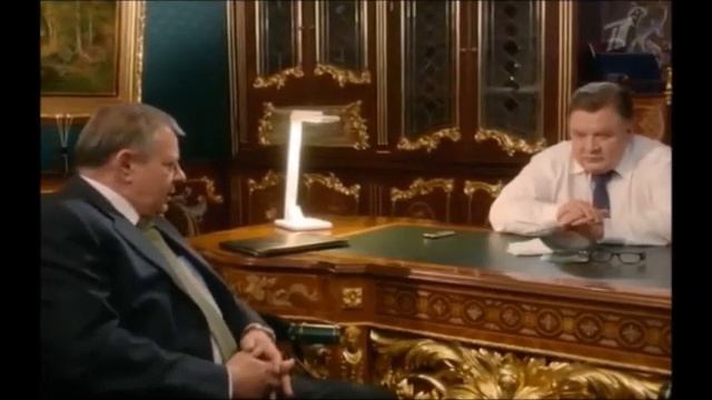 Письменный стол в Кабинет. Три Товарища. Руслан Мастеровой