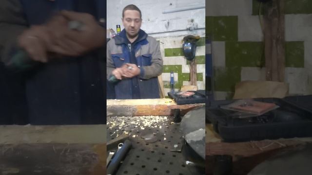 Шуруповерт HAMMER ACD12BLS смотреть онлайн