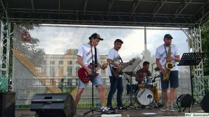 Кавер-группа "Твои шумные соседи". Интродукция. Евпатория (кавер песни Ляписа Трубецкого)