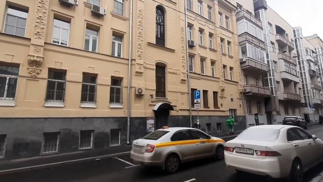 Прогулки по Москве. Вокруг Трубной. Прогулка по Печатникову переулку. Дом с кариатидами