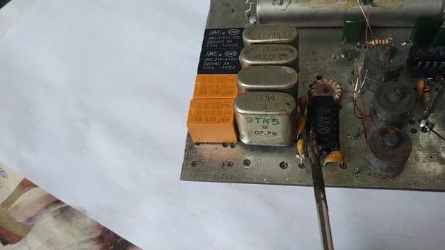 Любительский КВ приёмник от студии Радар