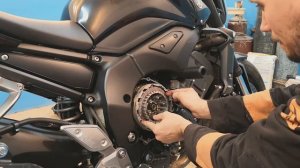 Замена СЦЕПЛЕНИЯ Yamaha FZ1 Как поменять сцепление на МОТОЦИКЛЕ